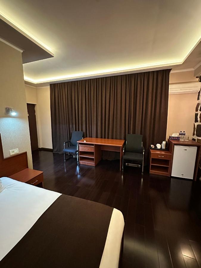 Your Home Ереван Екстериор снимка